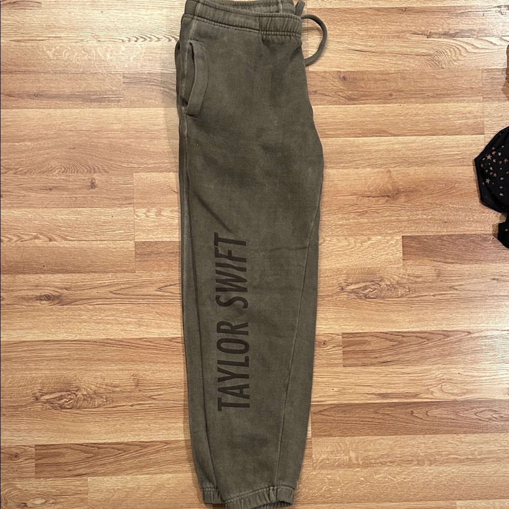 Taylor swift sweat pants large xl